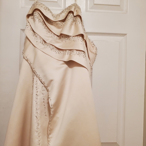 Wedding Dress size 16 Haute Couture by Maggie Sottero - Picture 4 of 5